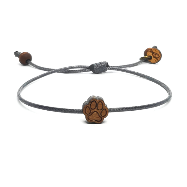 Drewniana bransoletka na sznureczku - drobinka